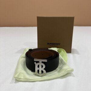Burberry TB Leather Reversible Belt